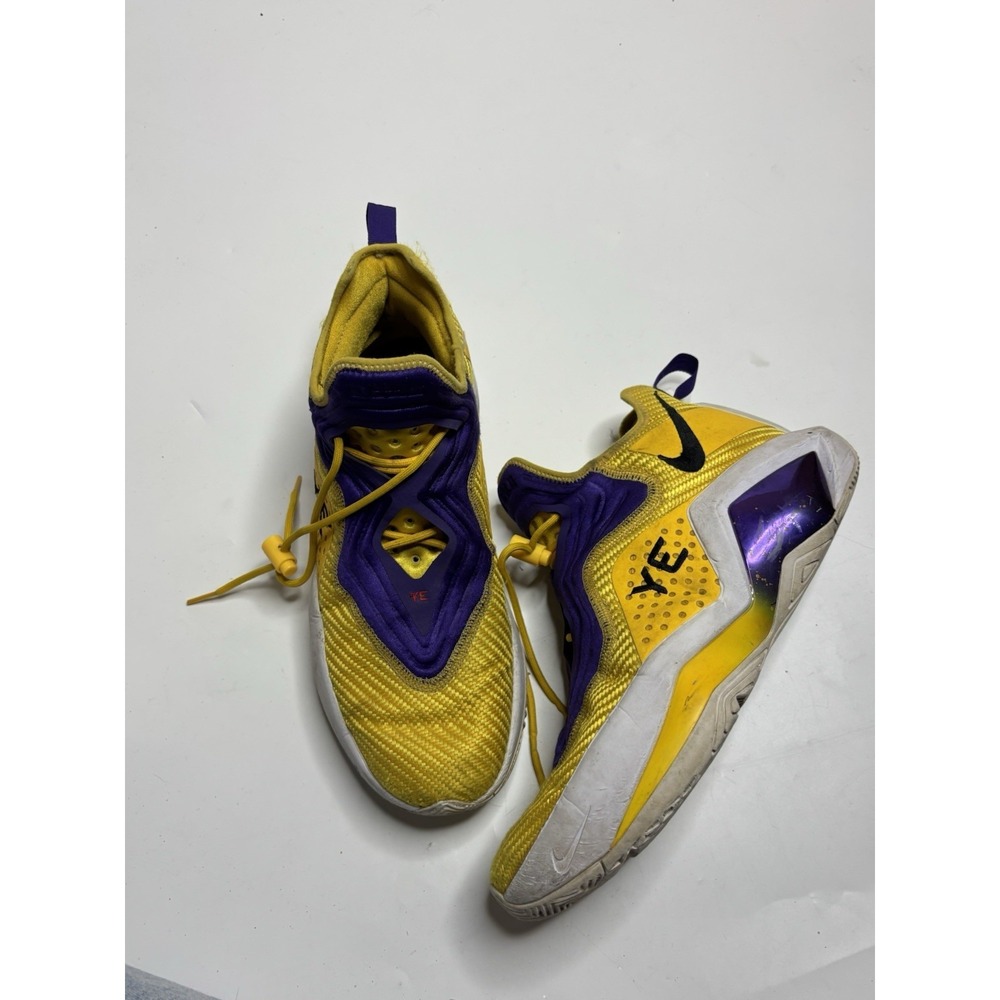 Nike LeBron Soldier 14 Men's 8.5 Custom YE Nike ID (CW0539-991)